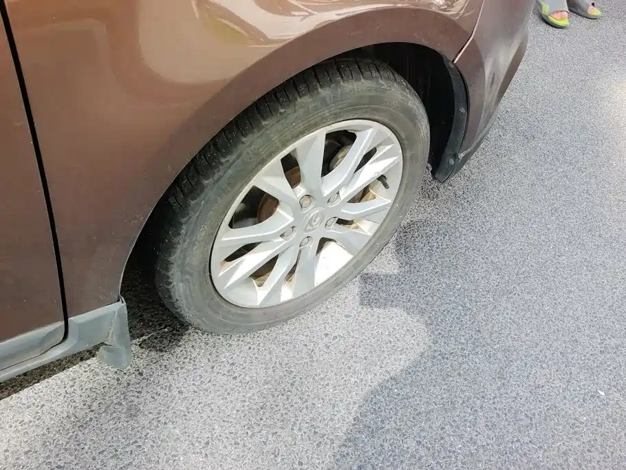 Baojun 730 2014 2014 1.5L Manual Luxury 7-seater