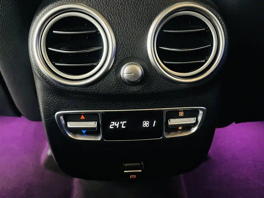 Mercedes-Benz GLC 2022 Facelift GLC 300 L 4MATIC Dynamic фото 16