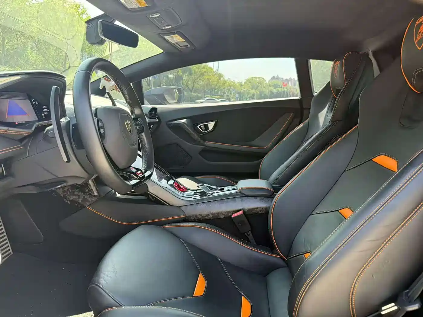 LAMBORGHINI HURACÁN