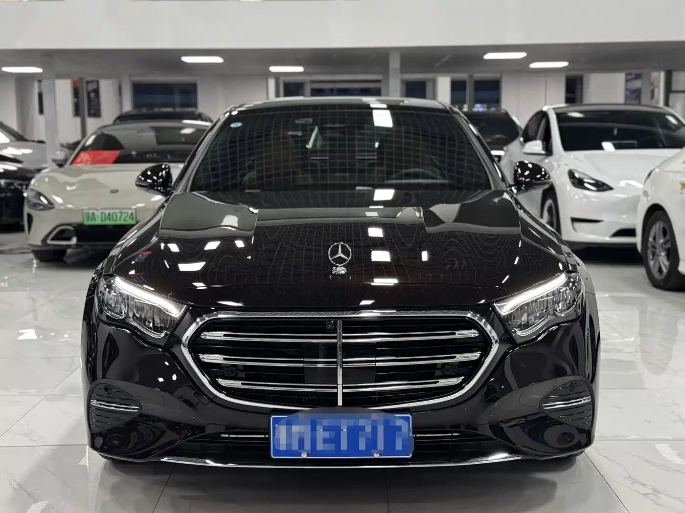 Mercedes-Benz E-Class 2025 E 260 L фото 2