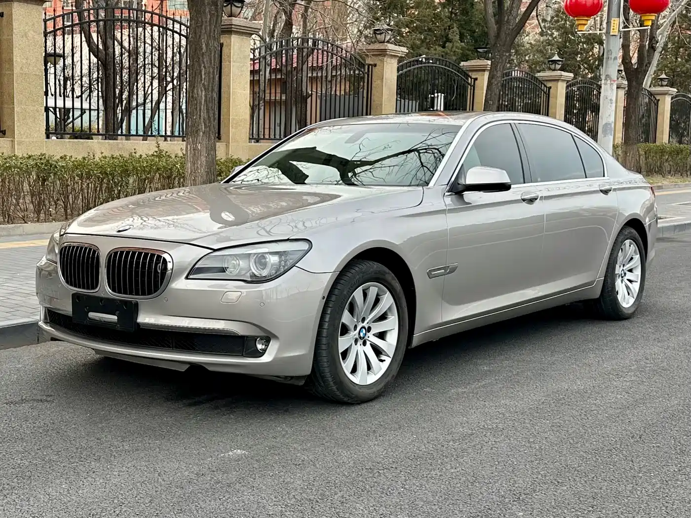 BMW 7 Series 2009 740Li Luxury