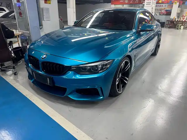 BMW 4 SERIES