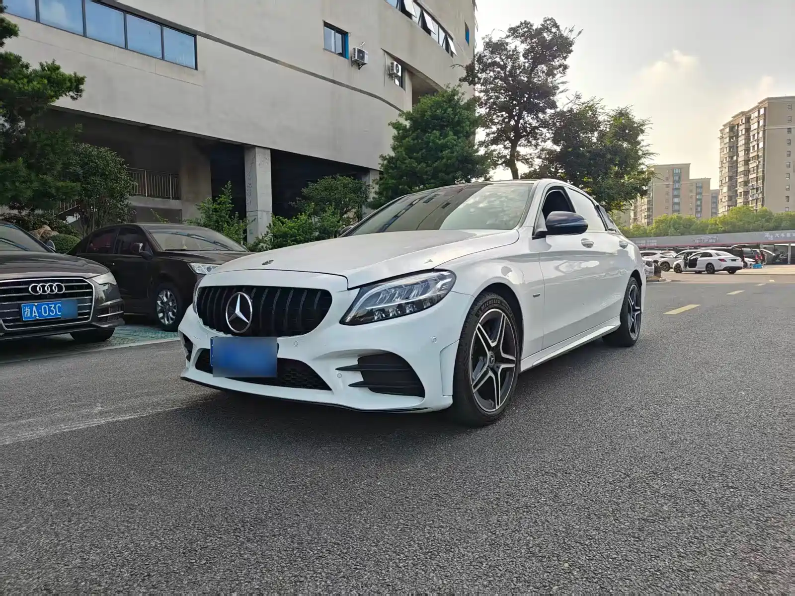 Фото 1 - Mercedes-Benz C-Class