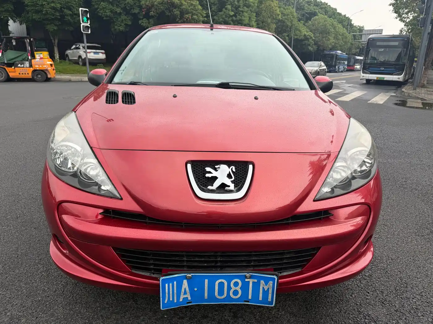 Peugeot 207 2012 2011 Hatchback 1.4L Manual Joy Edition