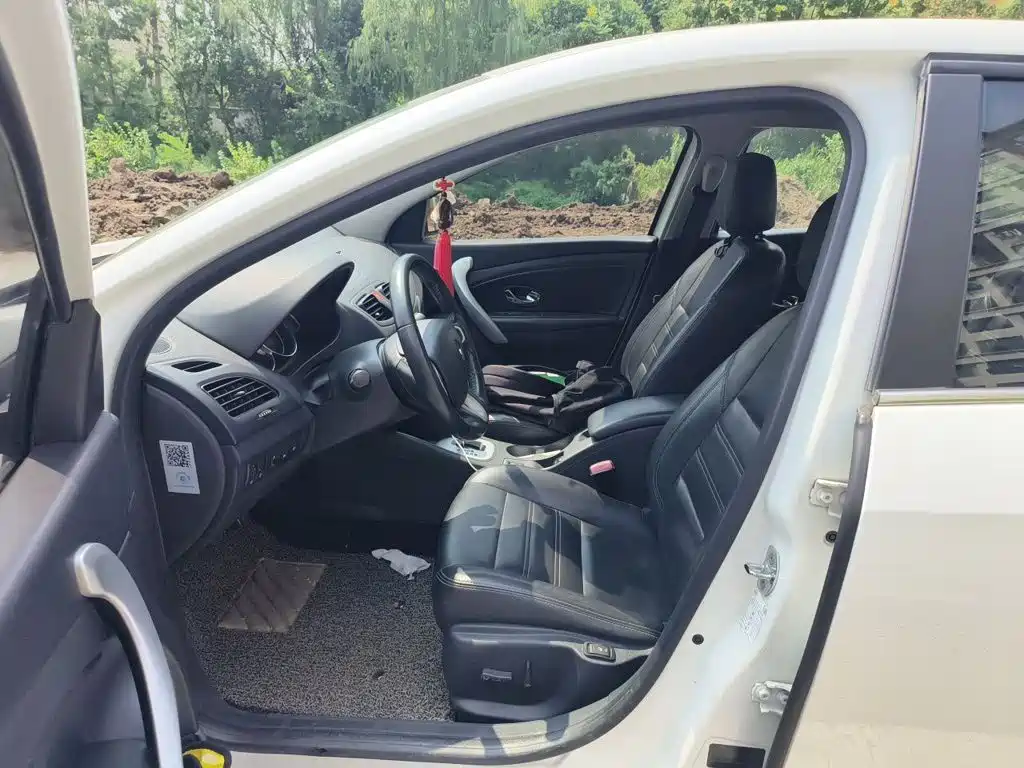 Renault Fluence 2015 2015 2.0L Fashion Edition