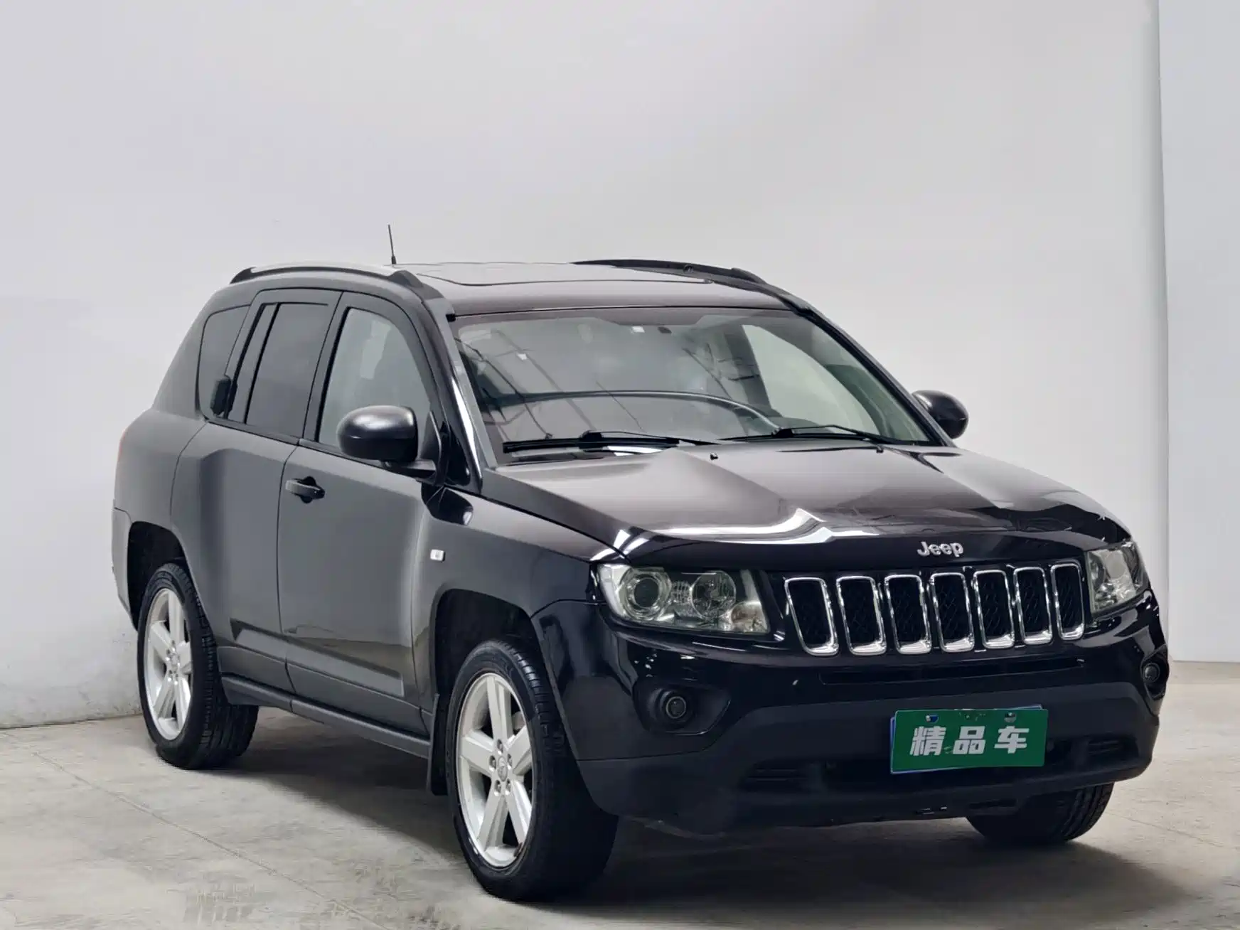 Фото 3 - Jeep Compass (Import)