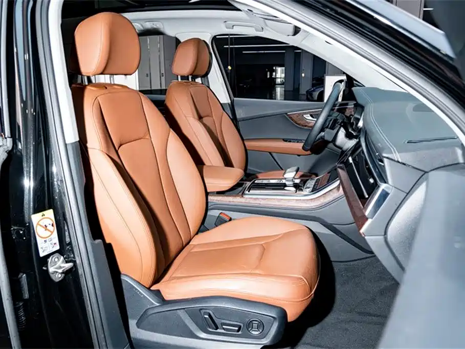 Audi Q7 2023 45 TFSI quattro S line Sport фото 20