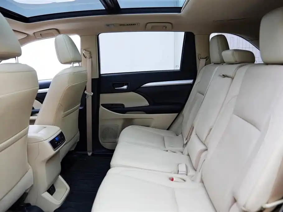 Toyota Highlander 2018 2.0T 2WD Luxury 7-seater (China V) фото 15