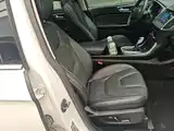 Фото 25 - Ford Edge