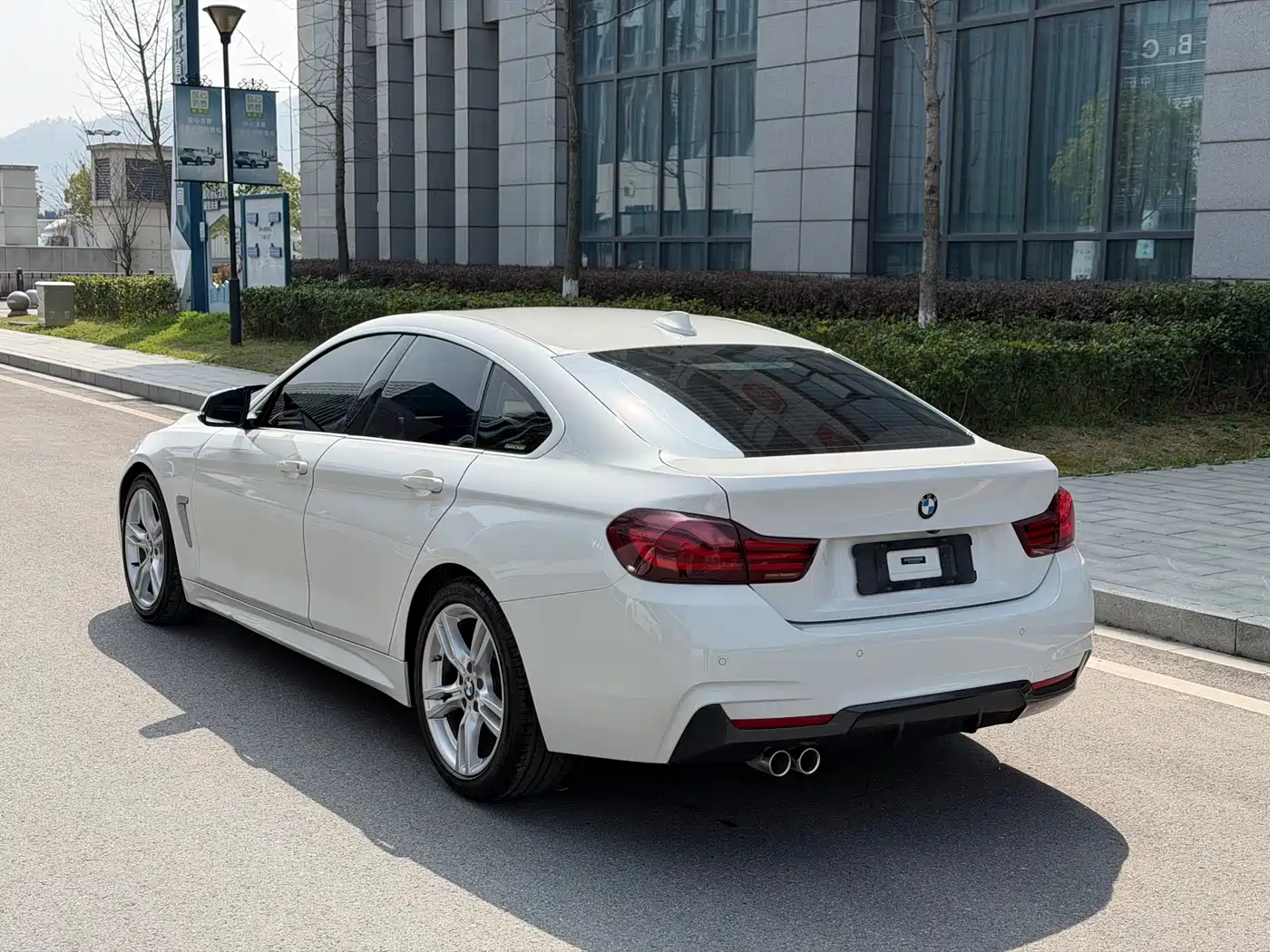 BMW 4 Series 2020 425i Gran Coupe M Sport Package фото 7