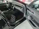 Фото 9 - Hongqi H5