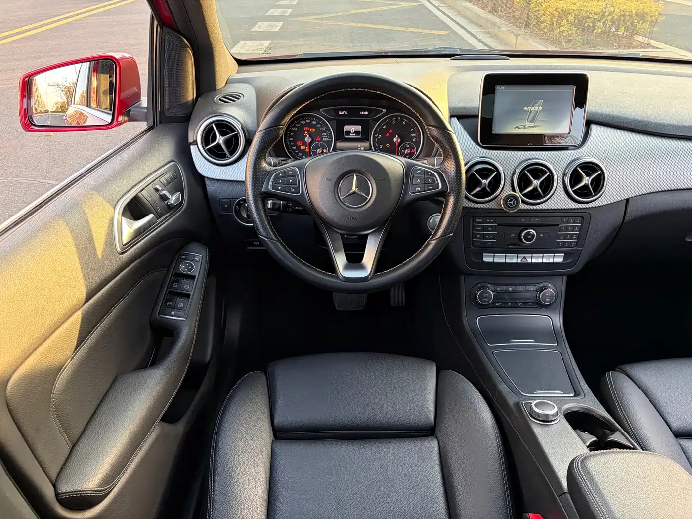 Mercedes-Benz B-Class 2015 B 200 Style фото 13