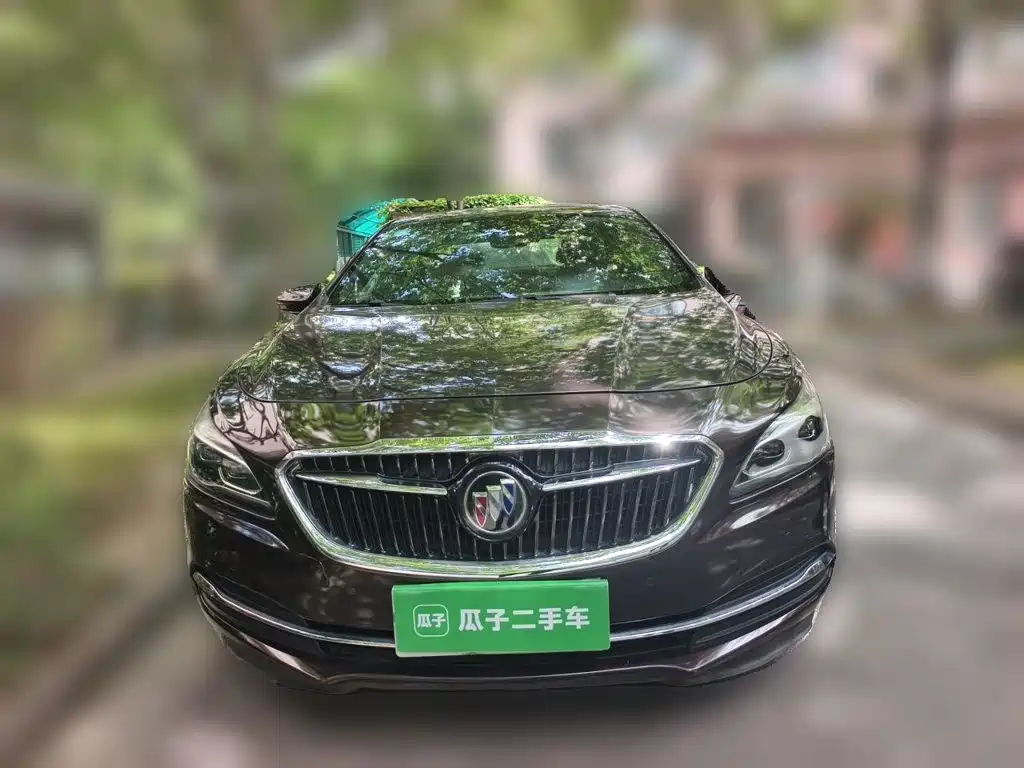 Фото 24 - Buick LaCrosse