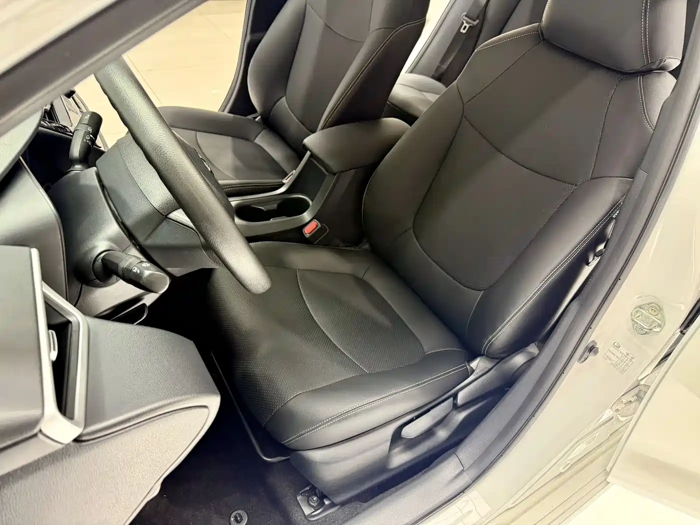 Toyota Corolla 2021 TNGA 1.5L CVT Elite Edition фото 10