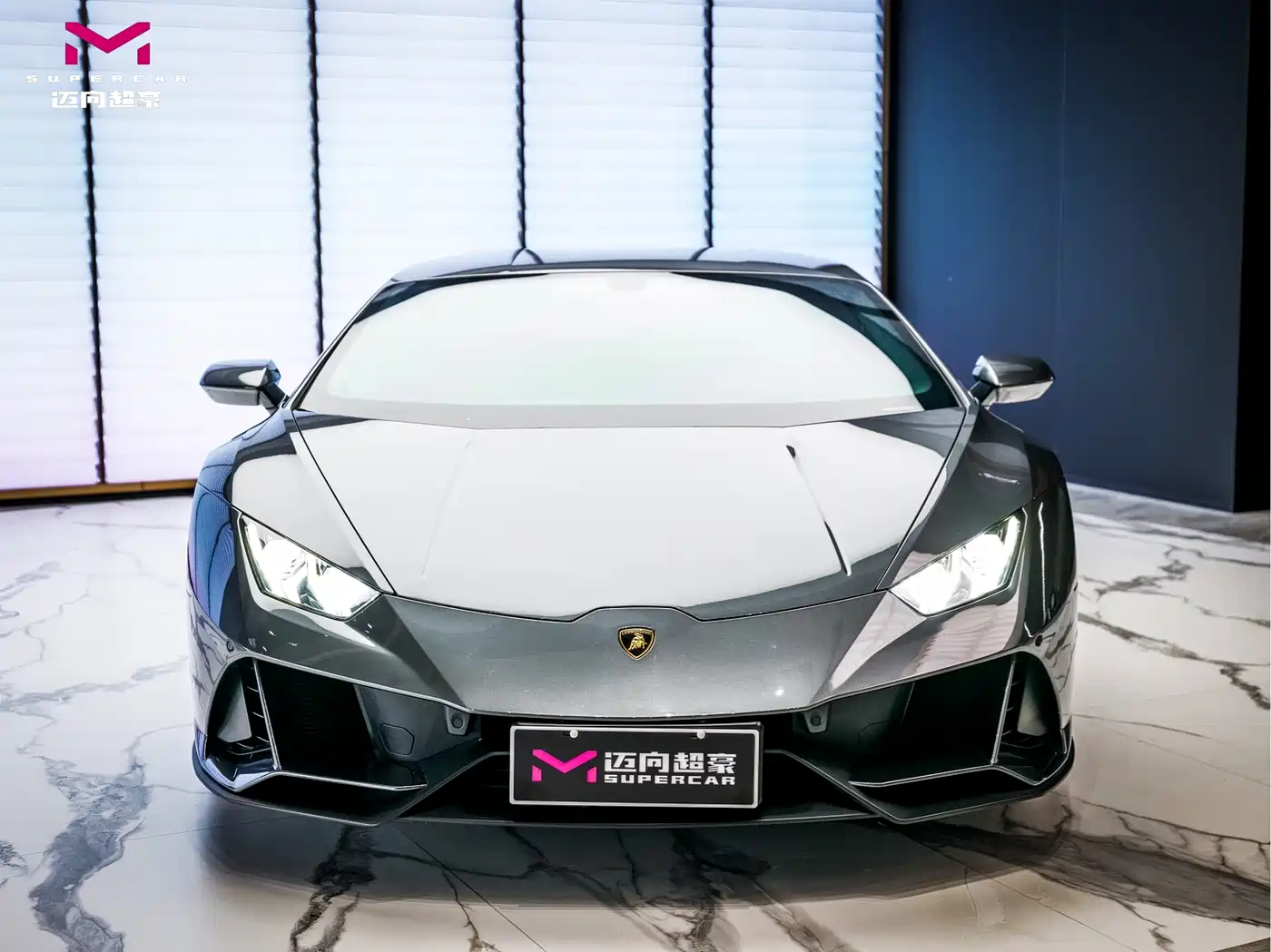 LAMBORGHINI HURACÁN