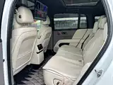 Фото 14 - Li Auto i6