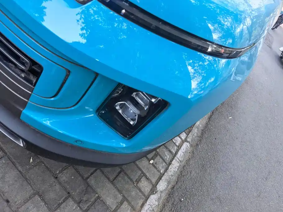 Фото 5 - Geely ICON