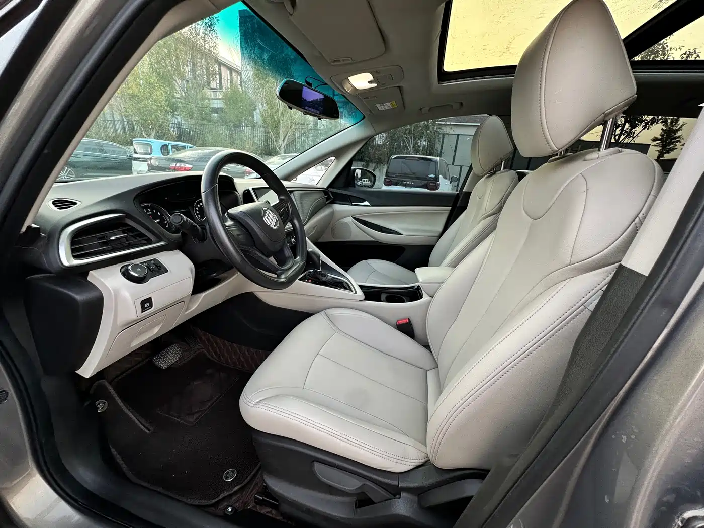 Buick GL6 2018 2018 18T 6-Seater Elite