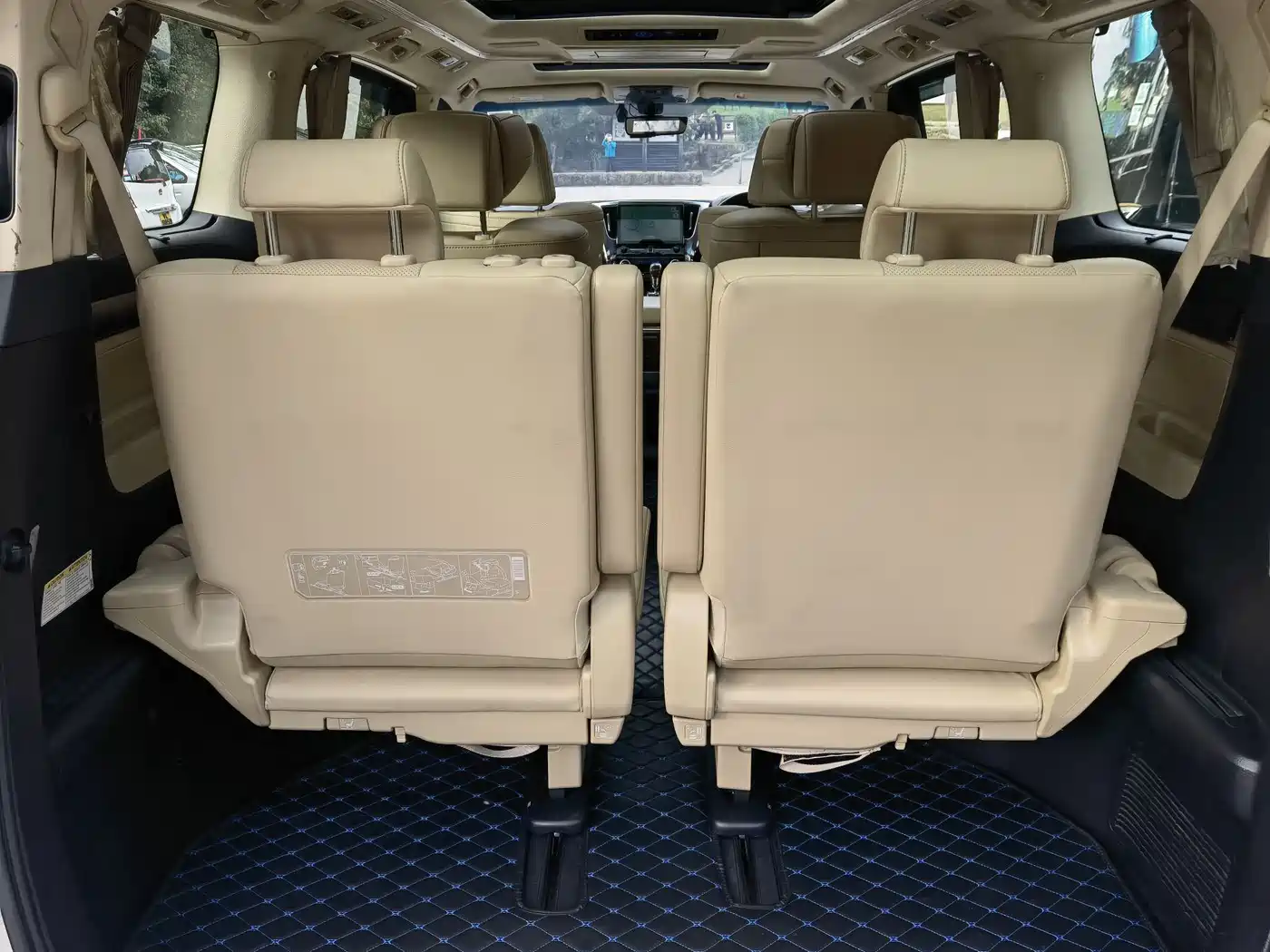 Toyota Alphard 2018 Facelift 3.5L Premium Edition фото 8