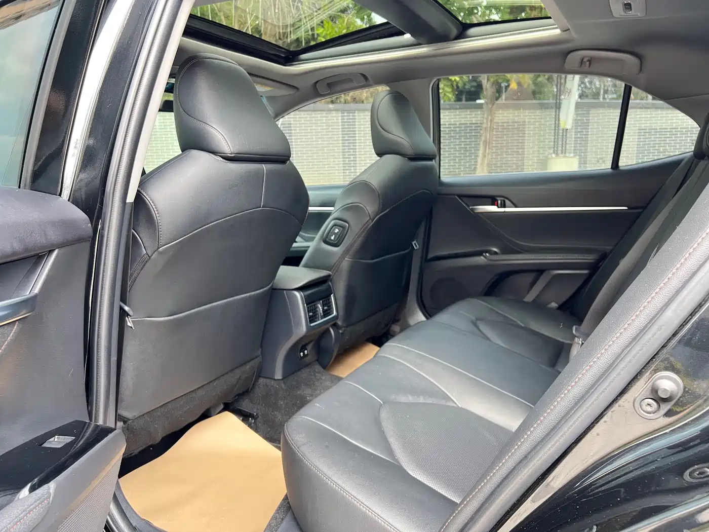 Toyota Camry 2021 2.5G Luxury Edition фото 9