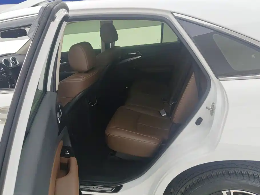 BYD S7 2017 2017 2.0T Auto Luxury