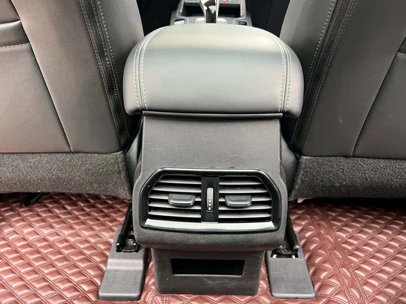 WEI PAI WEI BRAND VV5