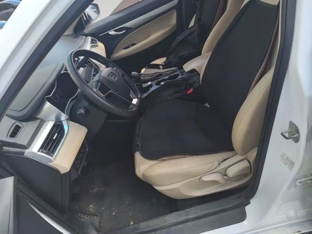 Photo 20 - Geely Emgrand