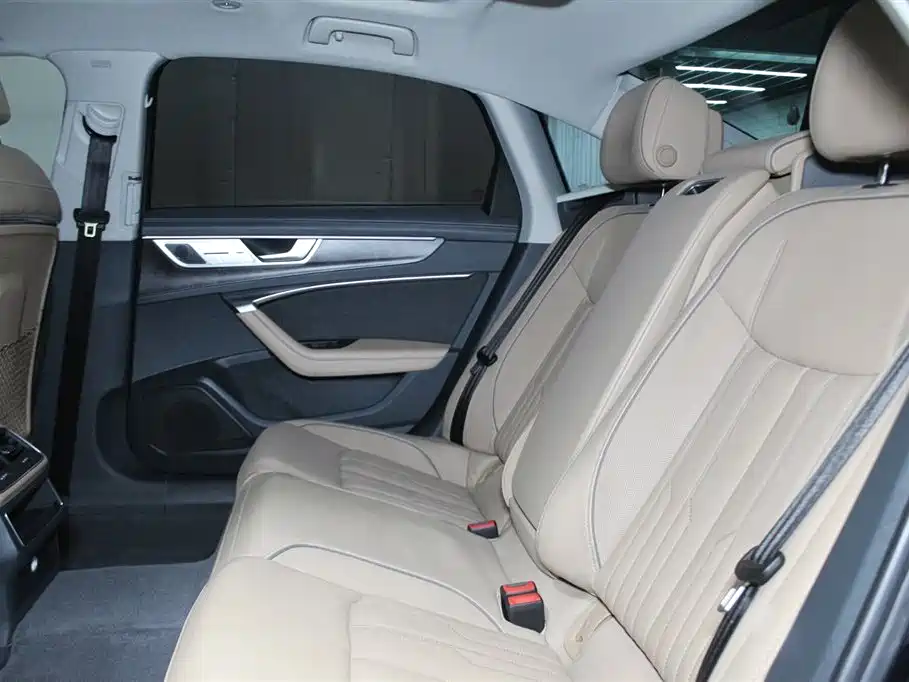 Audi A6L 2022 55 TFSI quattro Premium Elegance фото 11