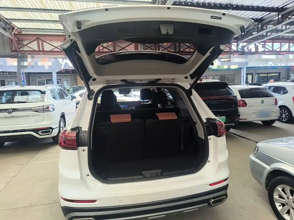 Chery Tiggo 8 PLUS 2022 2021 Model 290TGDI DCT Luxury Edition