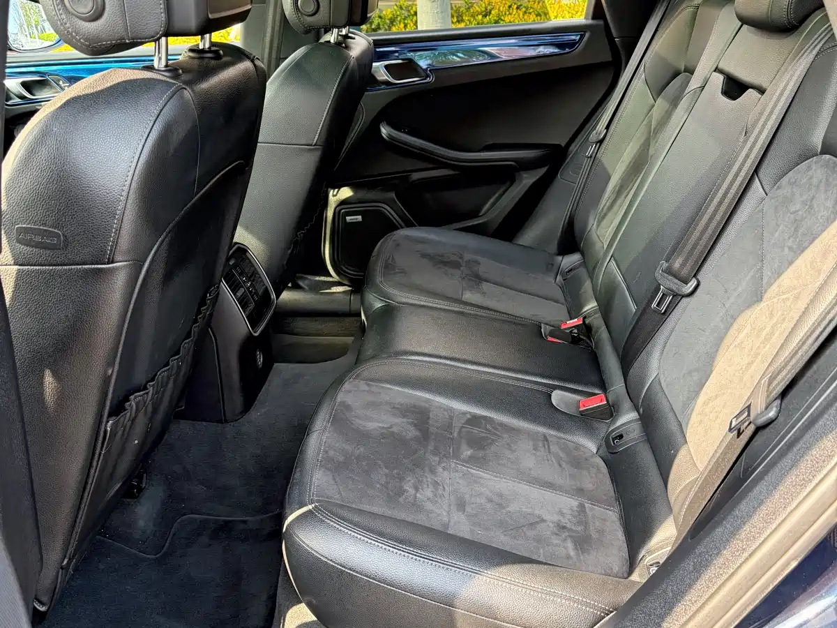 Porsche Macan 2018 Macan 2.0T фото 13