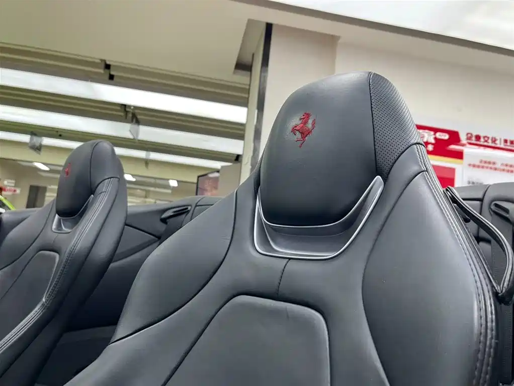 Ferrari Portofino 2019 2018 Model 3.9T