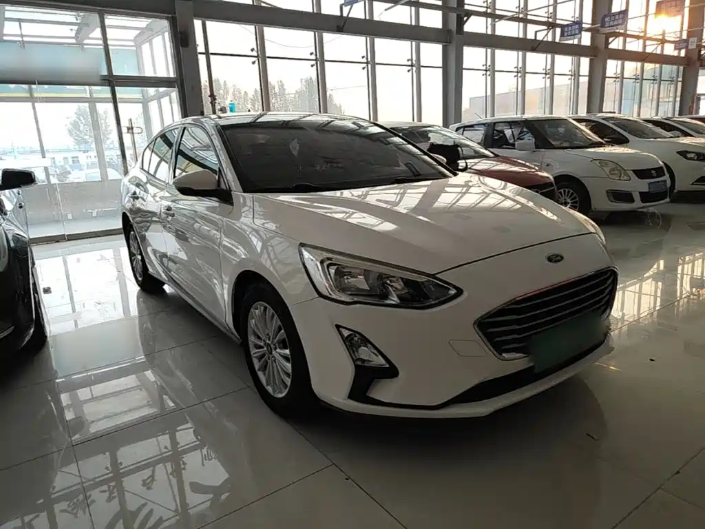 Ford Focus 2019 2019 Sedan EcoBoost 180 Automatic Fengchao