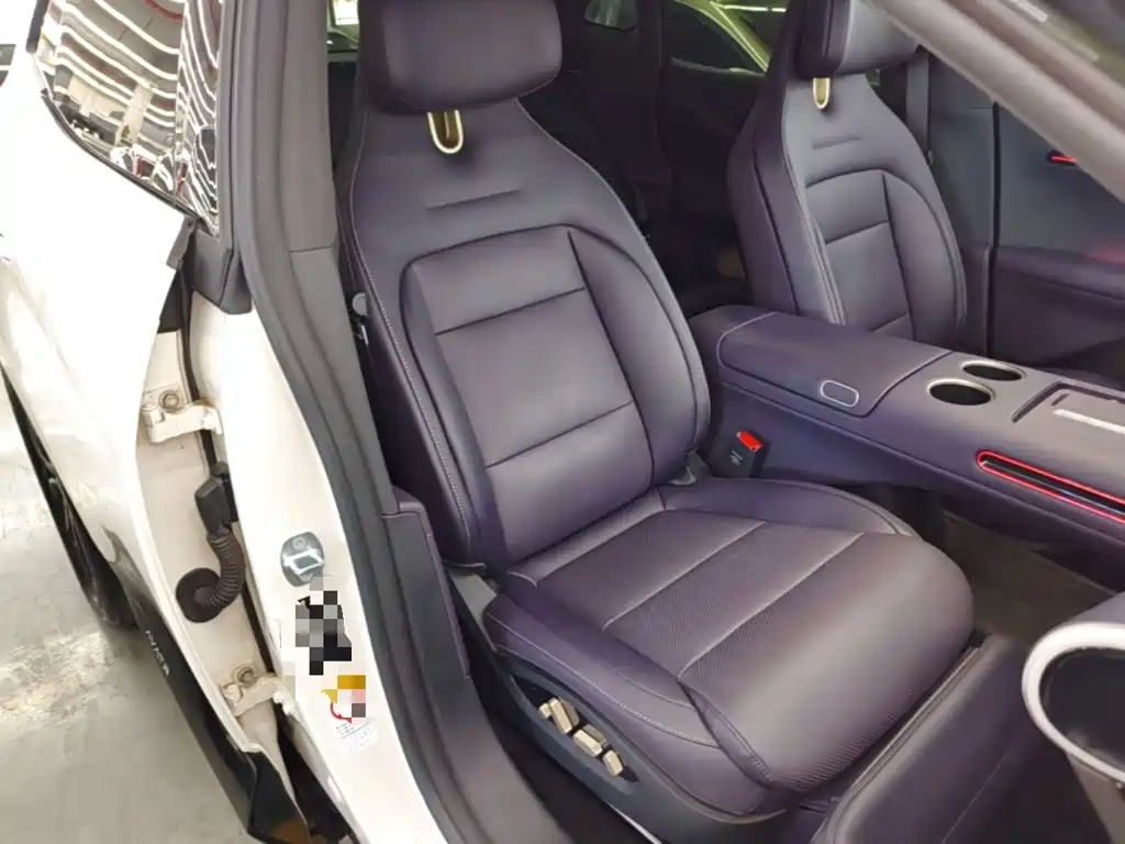 Avatr 07 2025 2026 model Ultra EV AWD