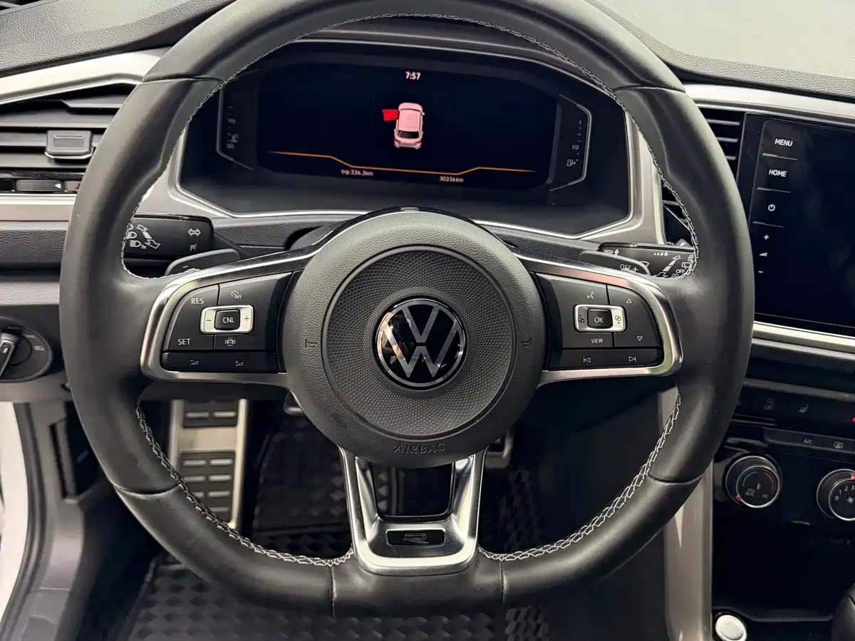 Volkswagen T-Roc, миниатюра 7