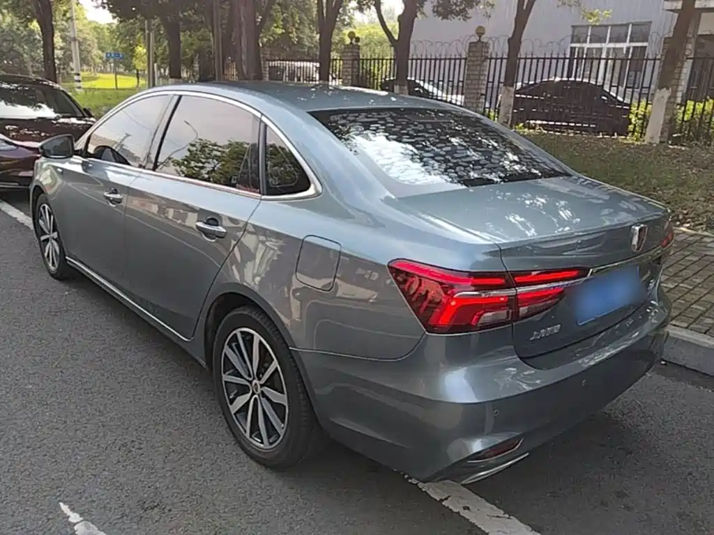 Roewe i6 2019 2018 20T Automatic Flagship Edition