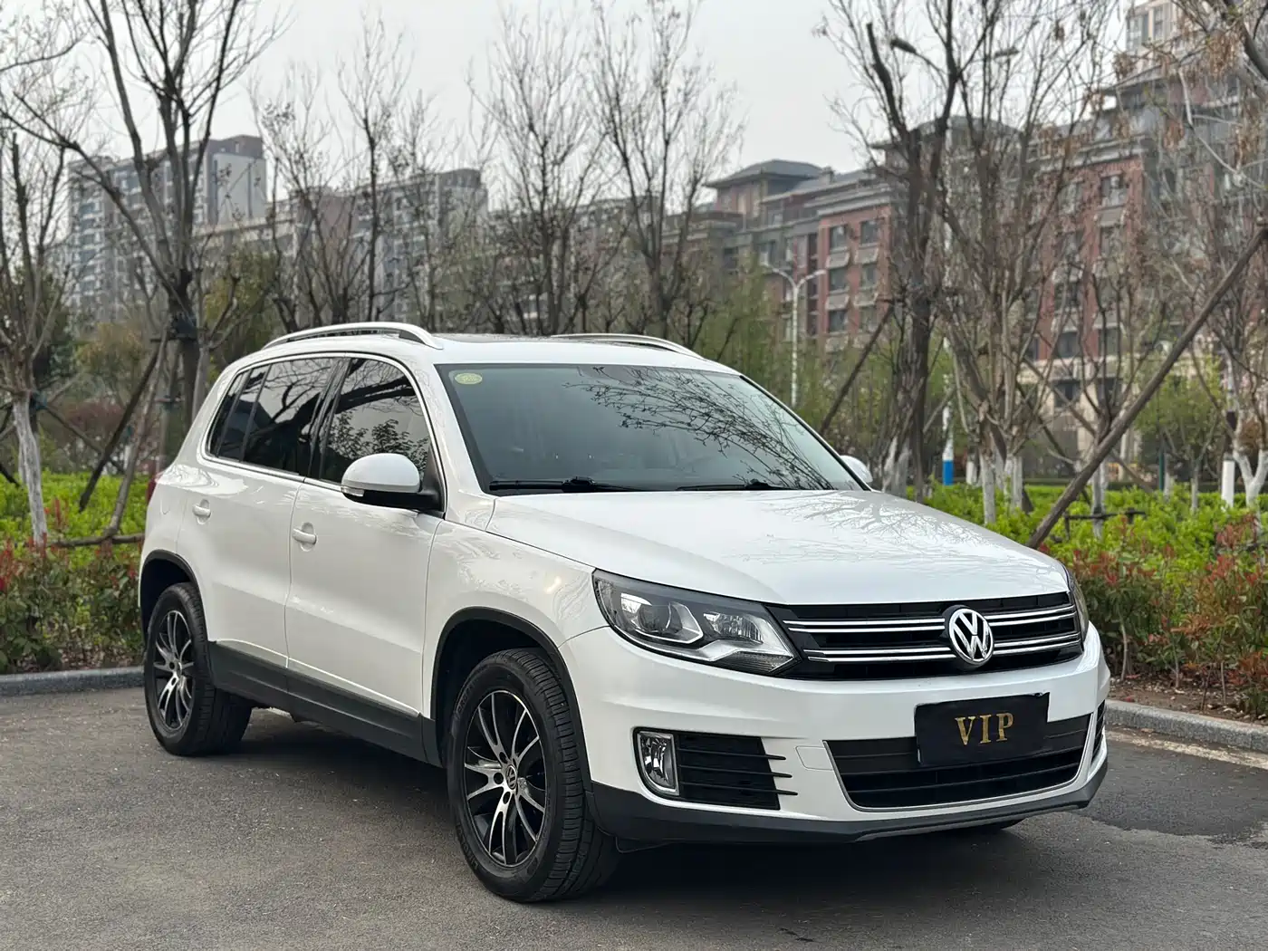 Volkswagen Tiguan 2015 1.8TSI Automatic 4WD Highline фото 3