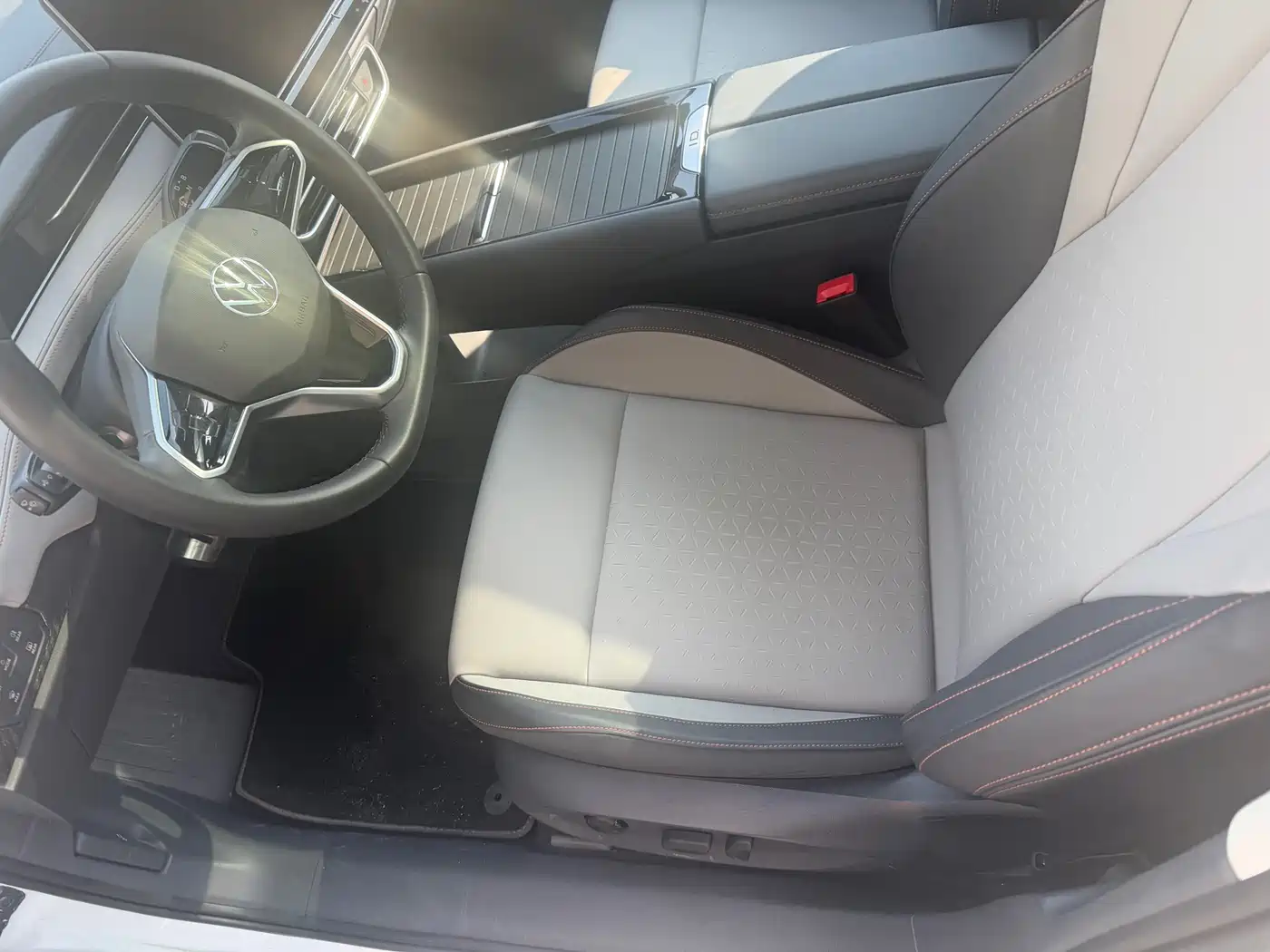 VOLKSWAGEN ID.7 VIZZION