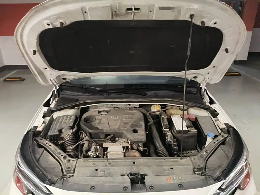 Roewe i6 MAX 2021 2020 Model 300TGI Automatic Cool & Smart Edition