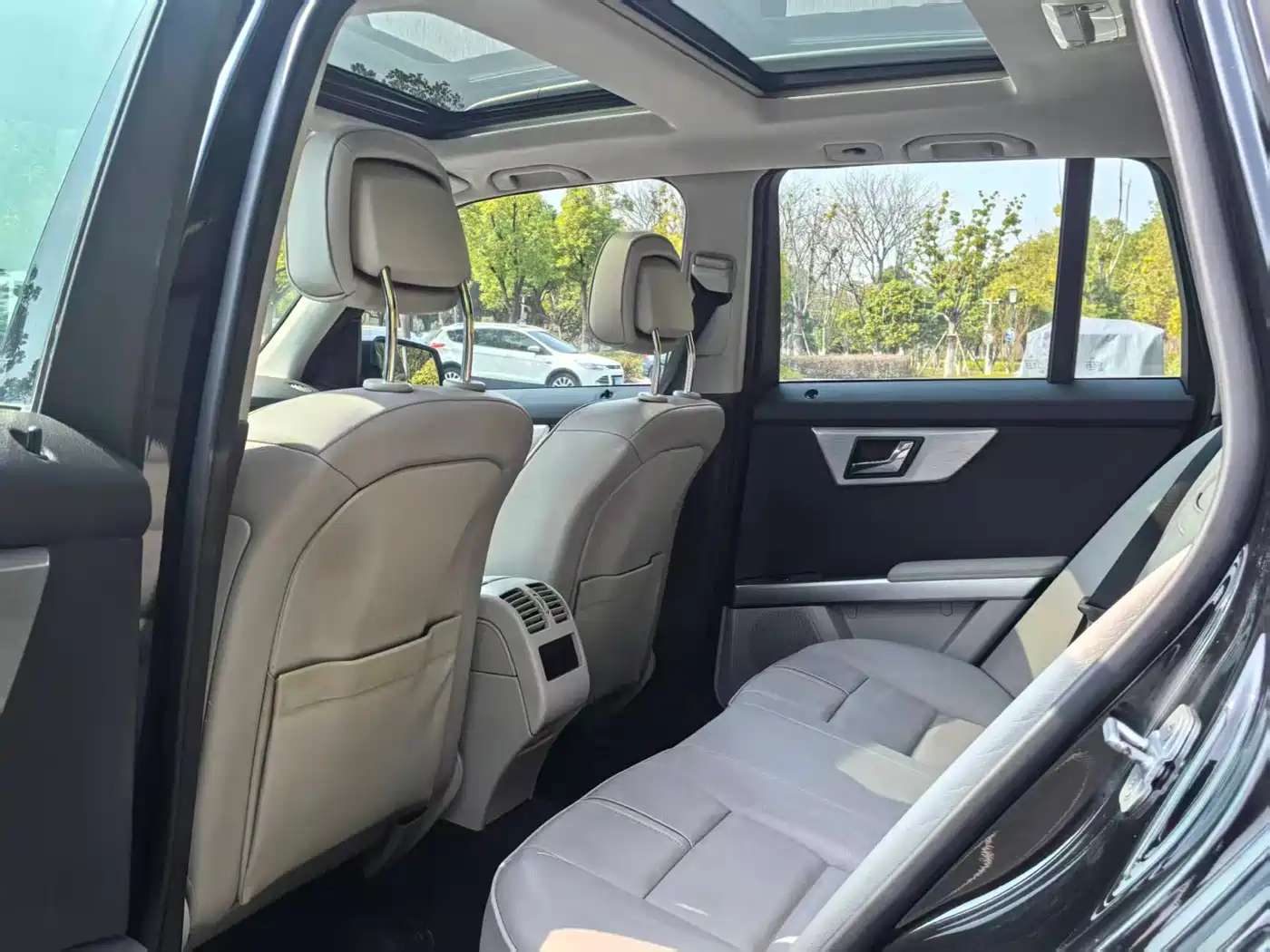 Mercedes-Benz GLK-Class (Import) 2010 GLK 300 4MATIC Fashion фото 8