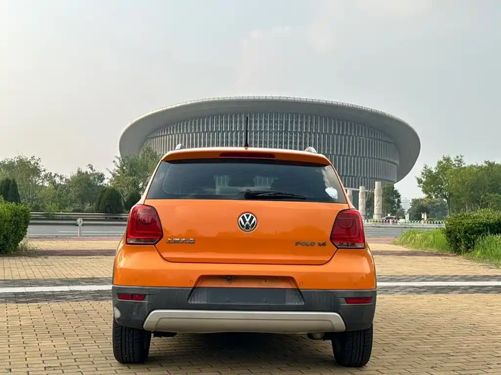 Photo 5 - Volkswagen Polo