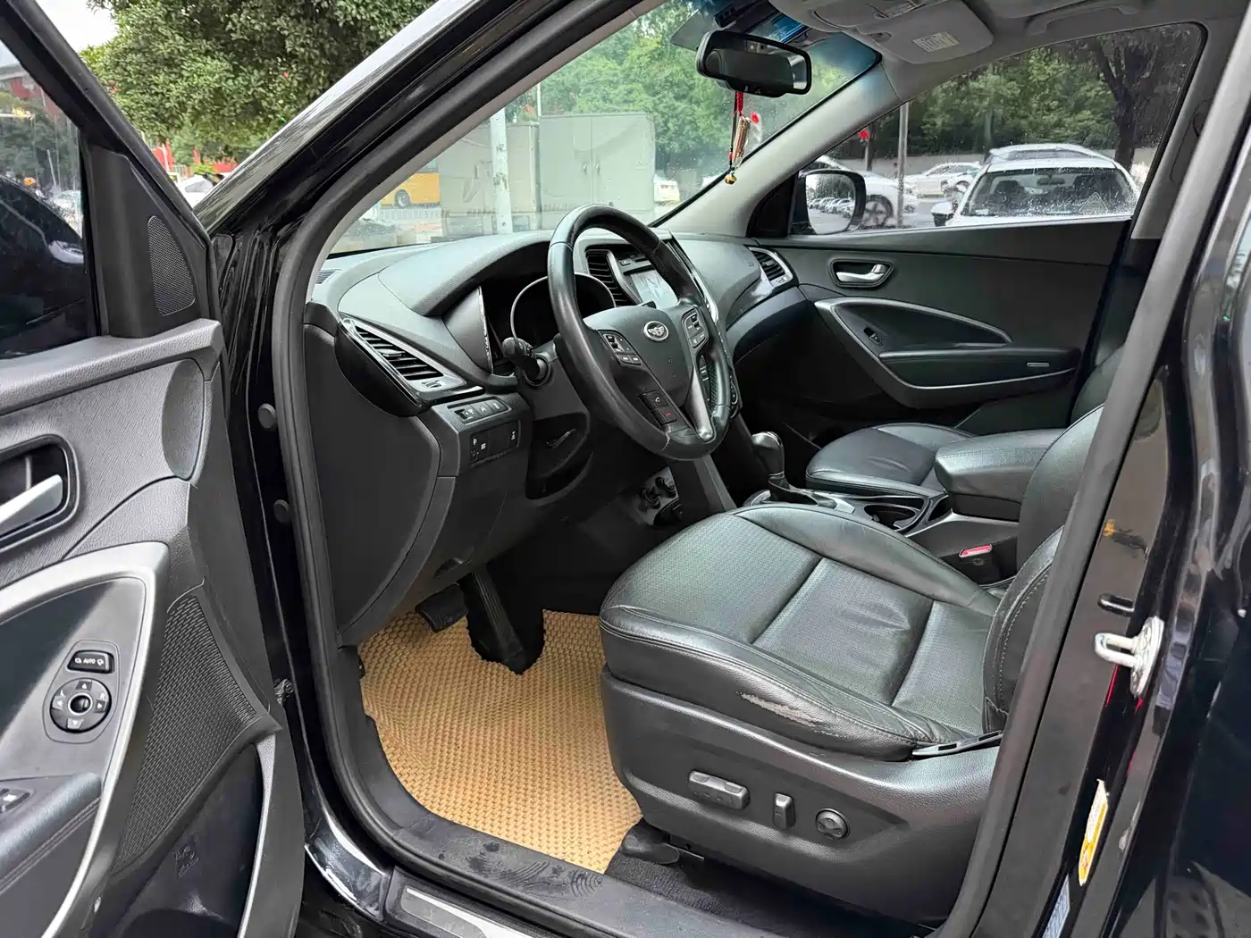 Hyundai Santa Fe (Import) 2013 2013 3.0L 4WD Luxury Edition 7-Seater Euro V