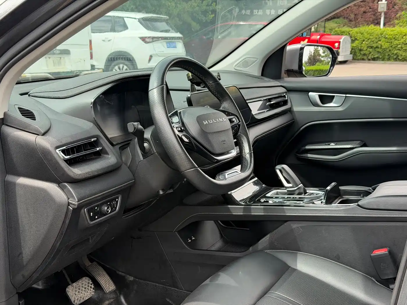 Wuling Motors Wuling Victory 2021 2020 1.5T CVT Flagship Business Class
