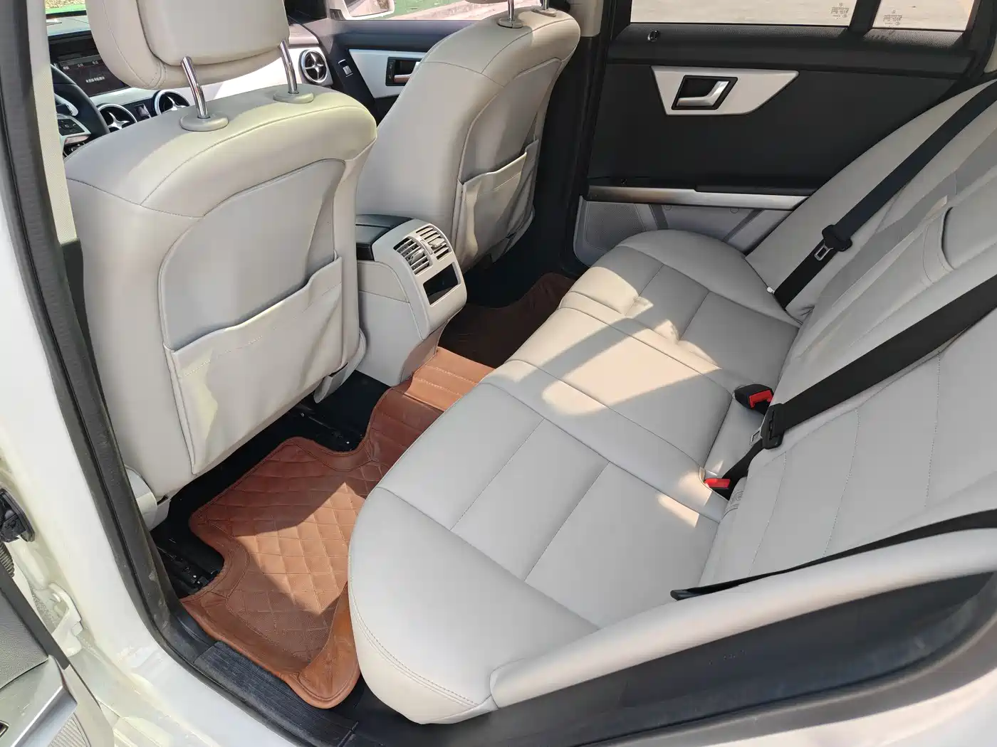 Mercedes-Benz GLK-Class 2015 GLK 260 4MATIC Dynamic Ultimate Edition фото 26