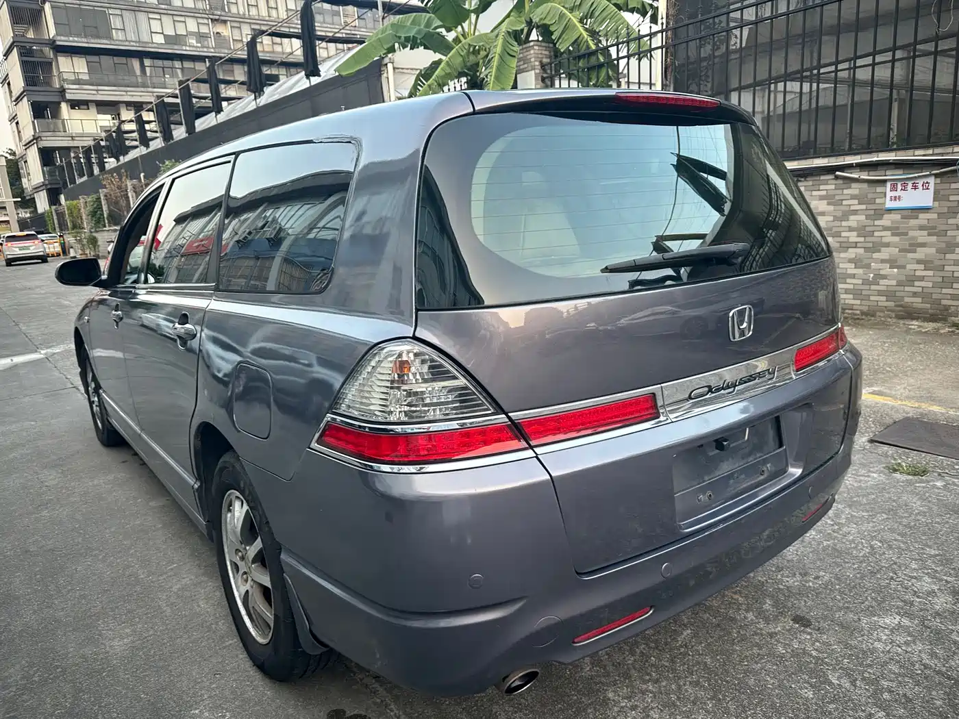 Фото 6 - Honda Odyssey