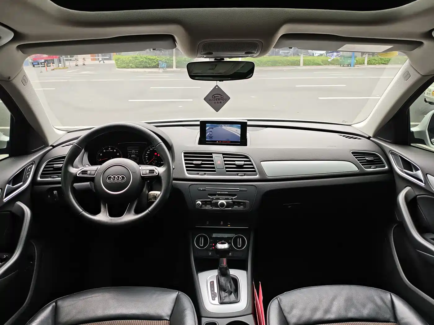 Audi Q3 2018 30th Anniversary Edition 30 TFSI Fashion фото 7