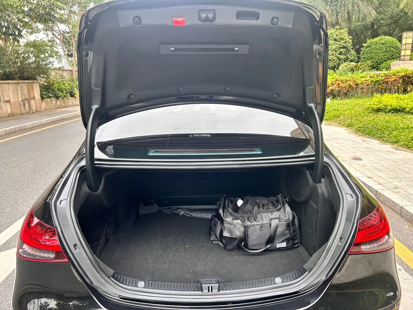Mercedes-Benz E-Class 2021 E 300 L Fashion фото 22