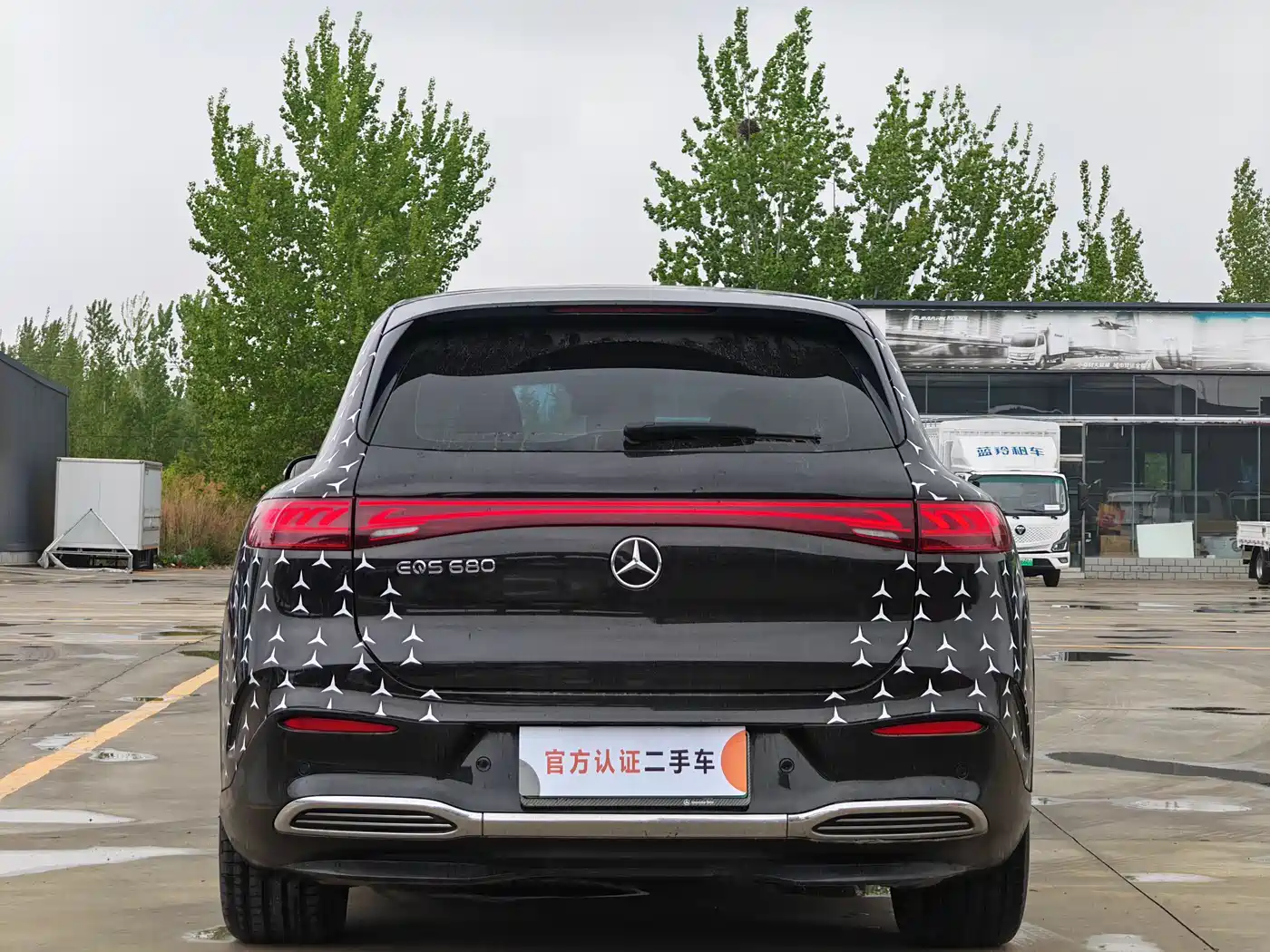 Mercedes-Benz EQS SUV 2023 450+ фото 4