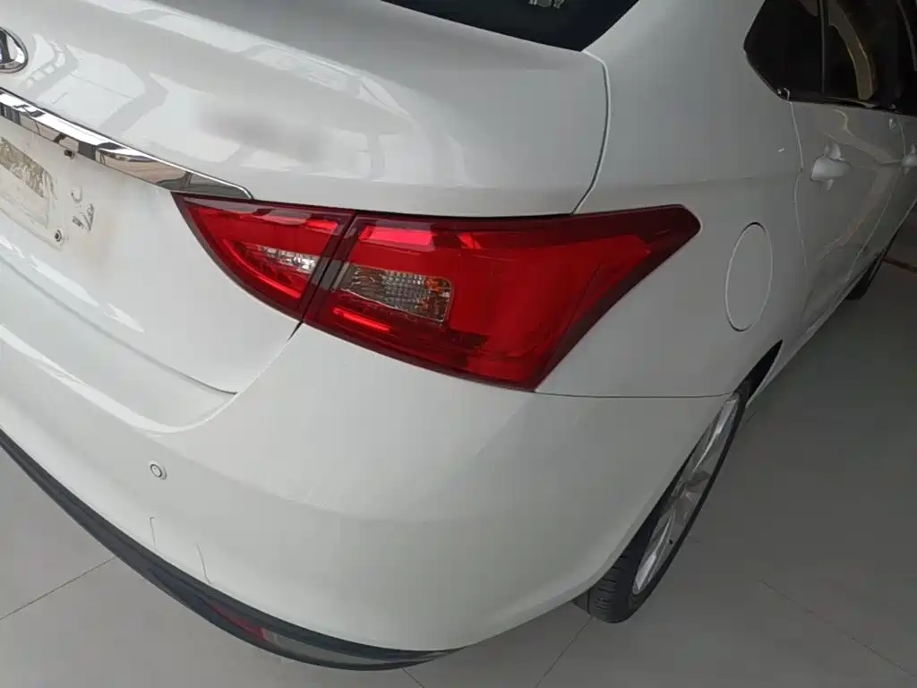Фото 8 - Chery Arrizo 5
