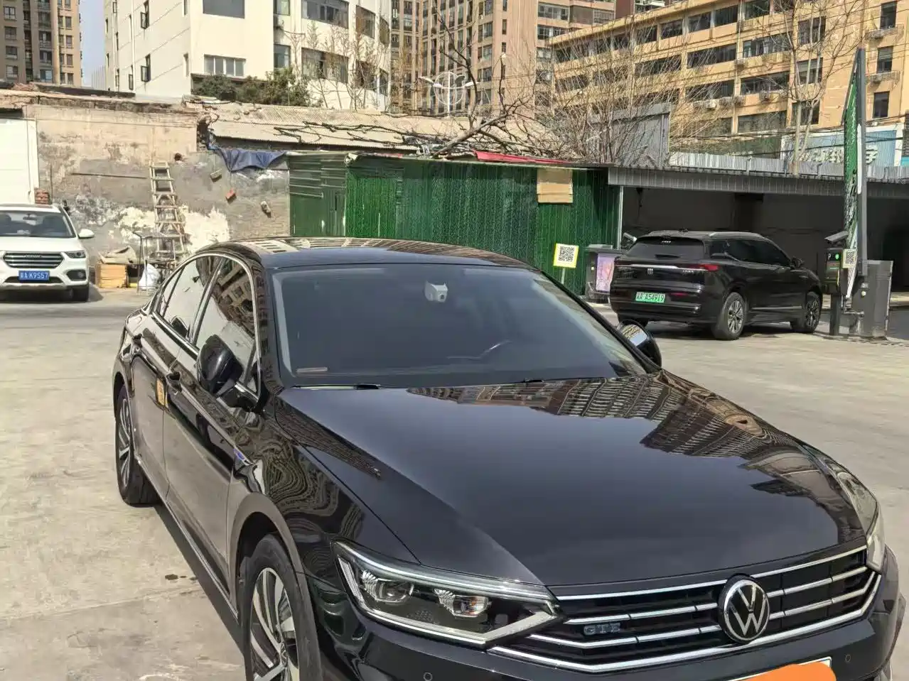 VOLKSWAGEN MAGOTAN GTE PLUG IN HYBRID