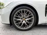 Фото 7 - Porsche Panamera